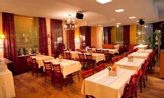 Отель Hotel Mestarin Kievari Кемиярви-2